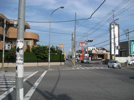 しいの木台入口交差点（五香方面から）